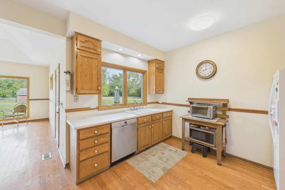Photo of 122 Deepwood Road