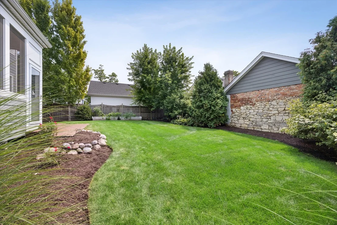 Photo of 116 W Jefferson Avenue