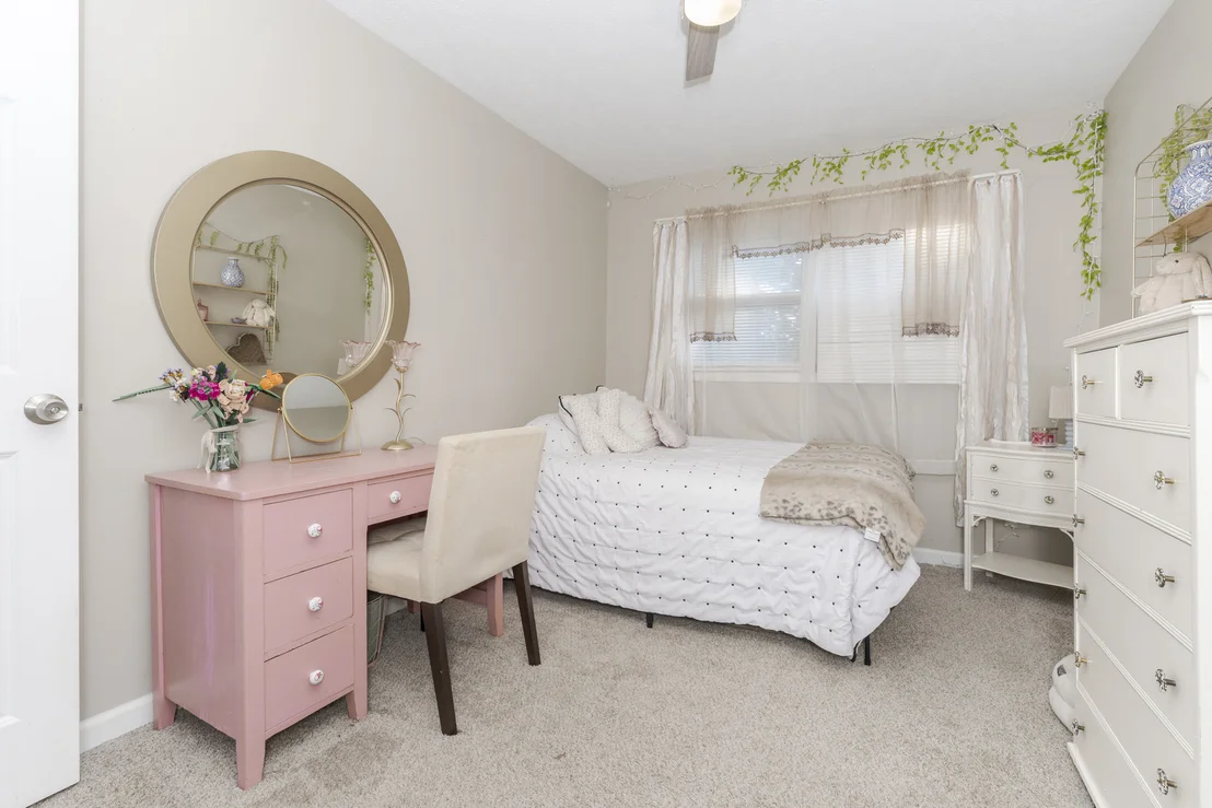 Photo of Unit B at 1713 King Drive
