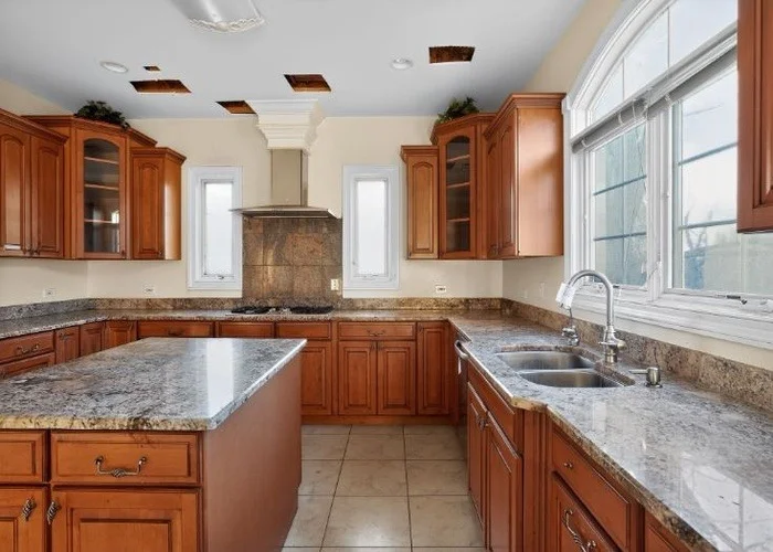 Photo of 2113 Elgin Road