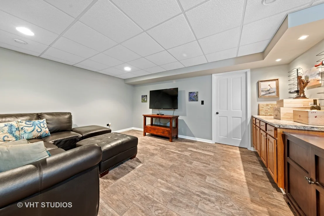 Photo of 420 Sudbury Circle