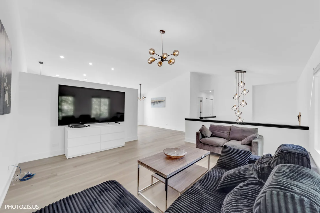 Photo of 235 Aberdeen Drive