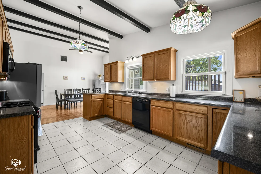 Photo of 856 N Western Hills Drive