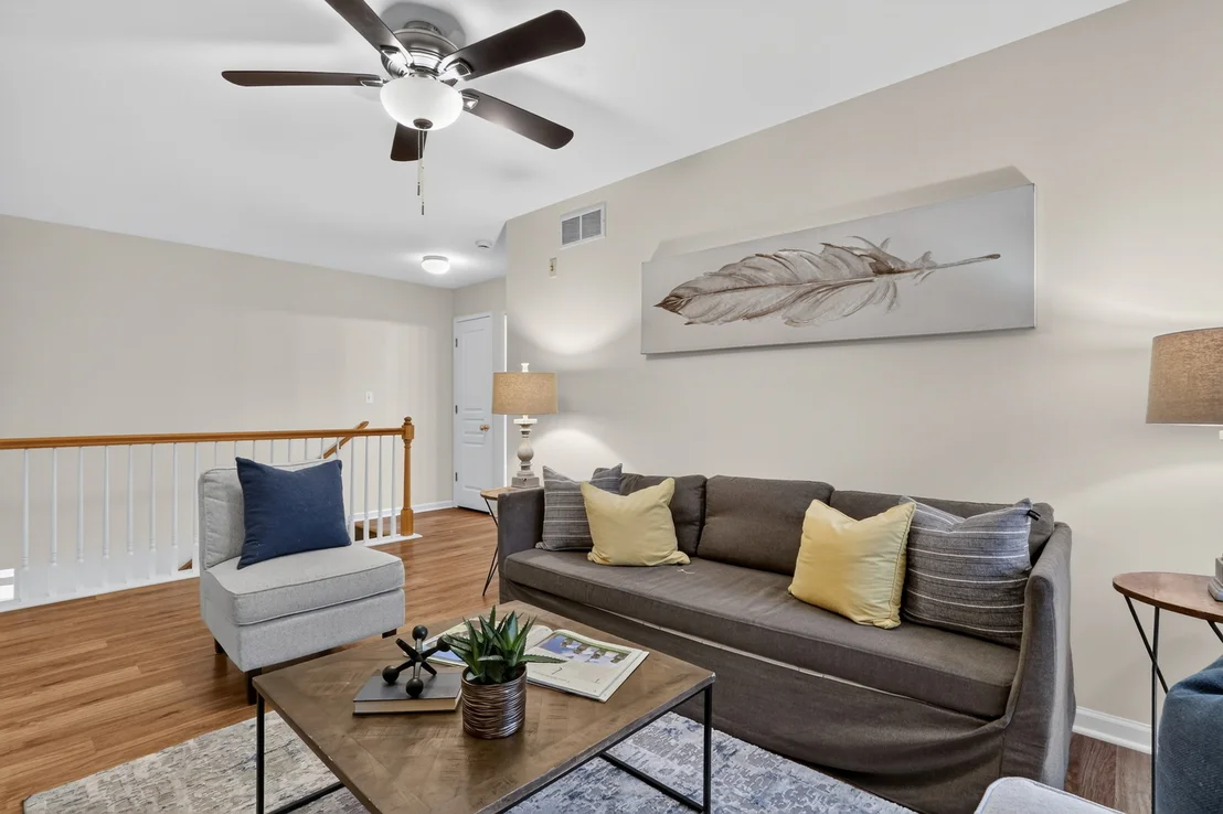 Photo of 2835 Waterfront Avenue