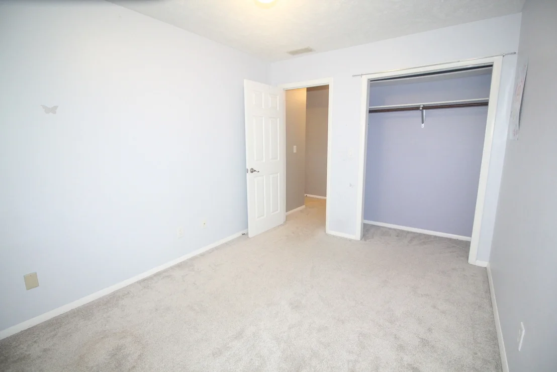 Photo of Unit B at 1530 Hunt Drive