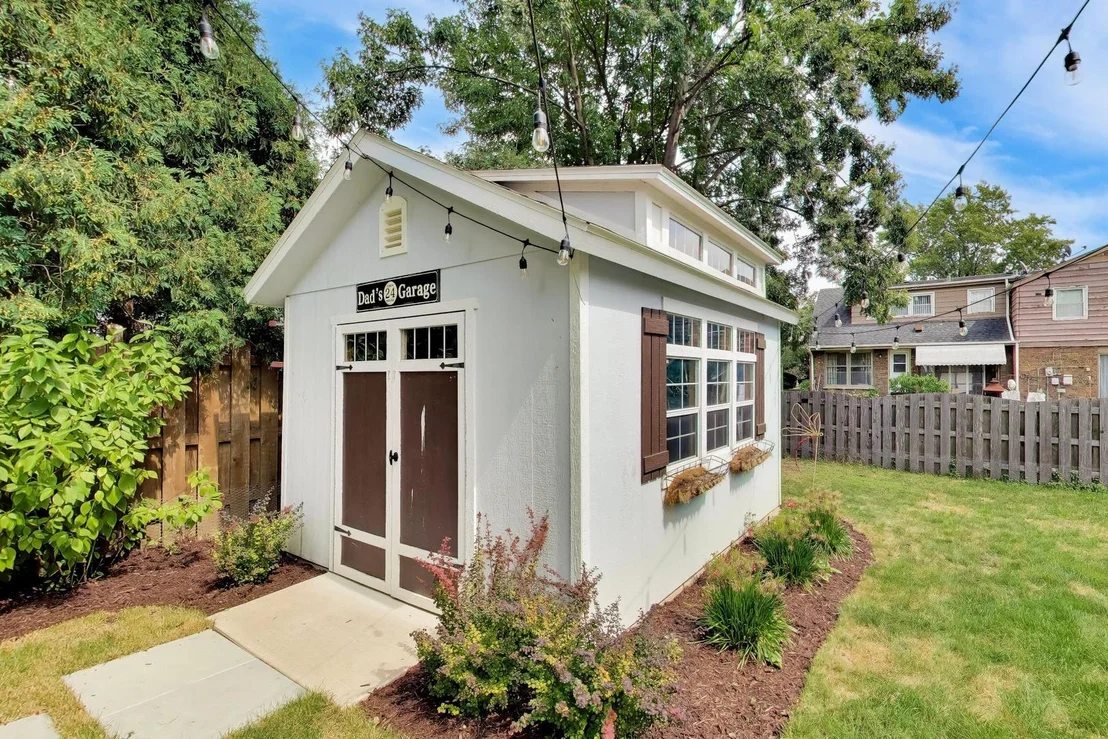 Photo of 3331 Maple Leaf Drive