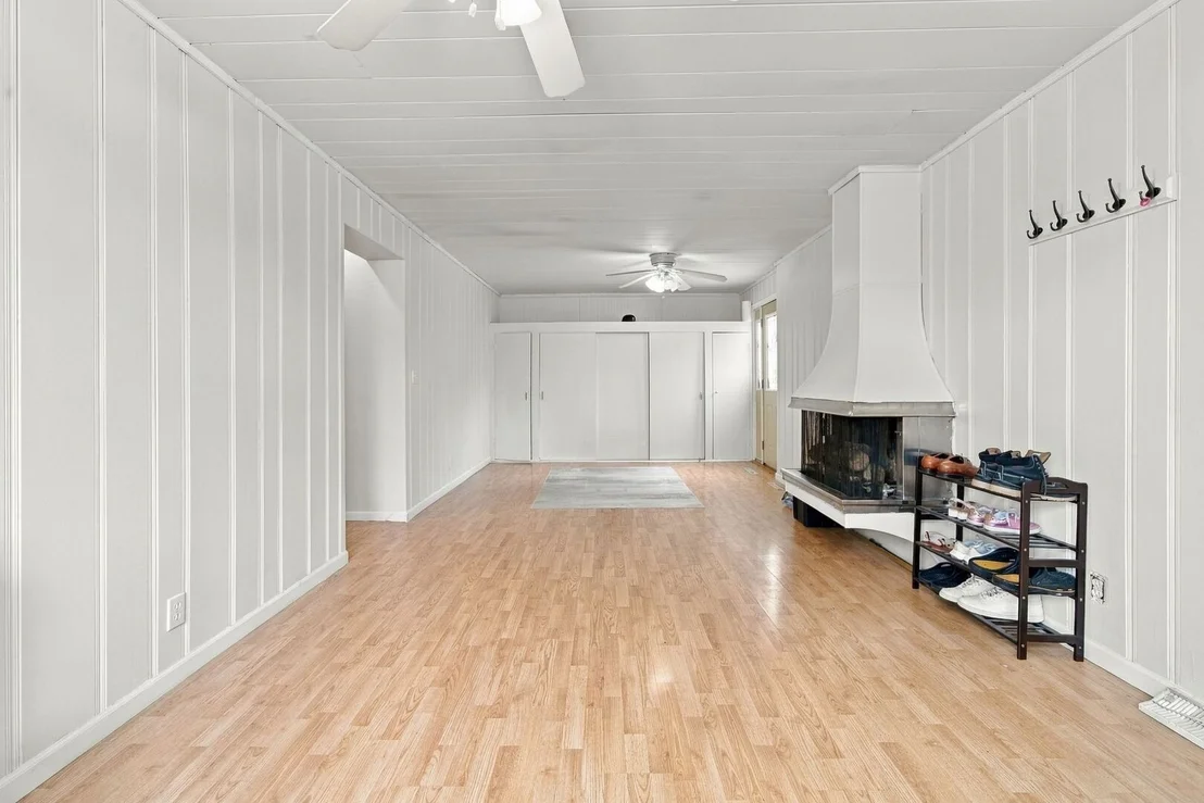 Photo of 1270 Van Street