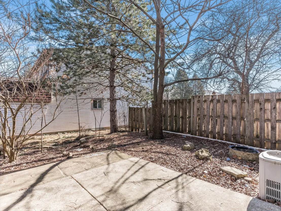 Photo of 555 Monroe Road