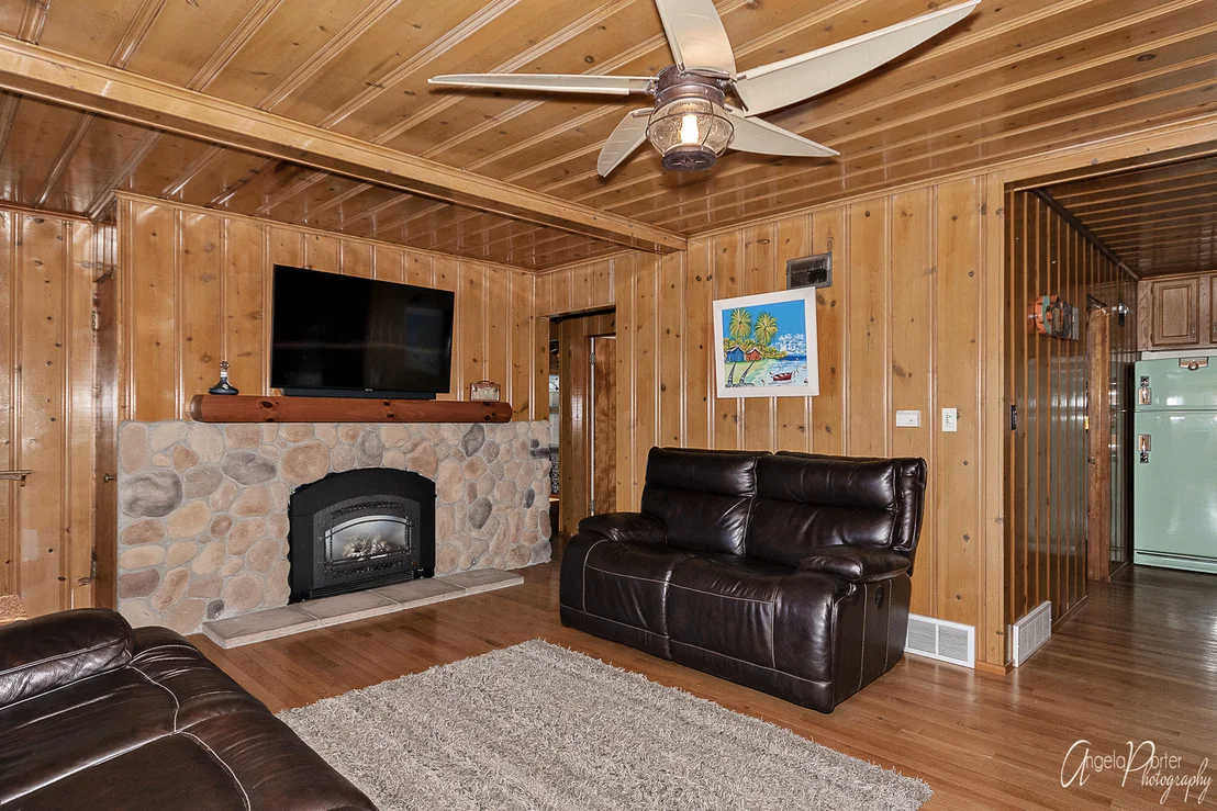Photo of 906 River Terrace Drive