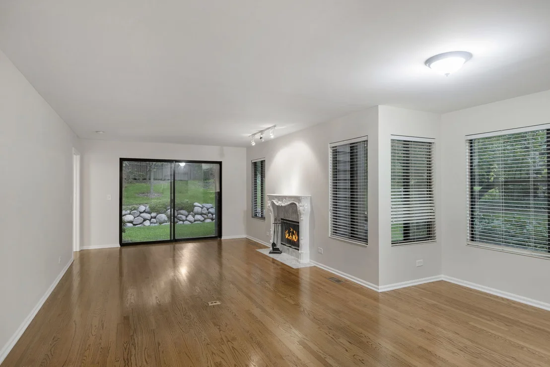 Photo of 488 White Oak Lane