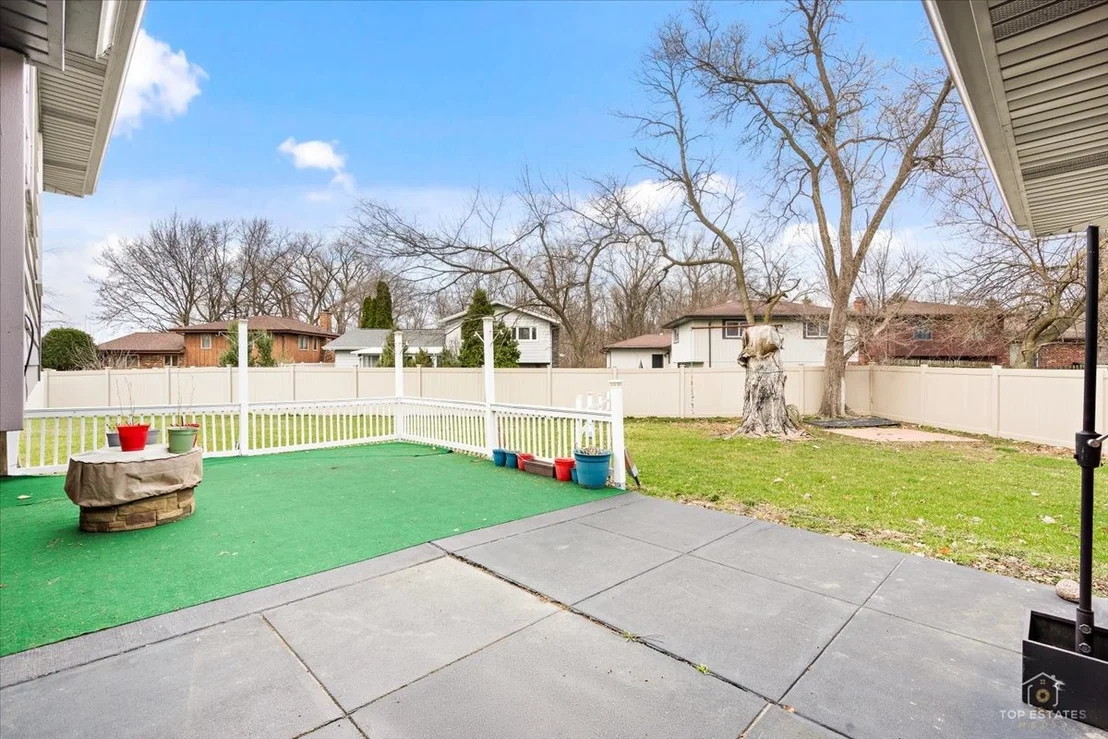 Photo of 722 Kostner Avenue