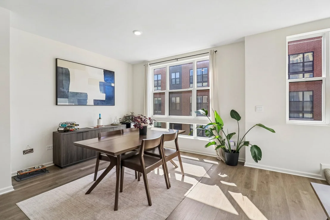 Photo of 352 Summit Circle