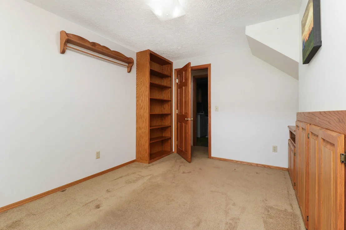 Photo of 207 N Bone Drive