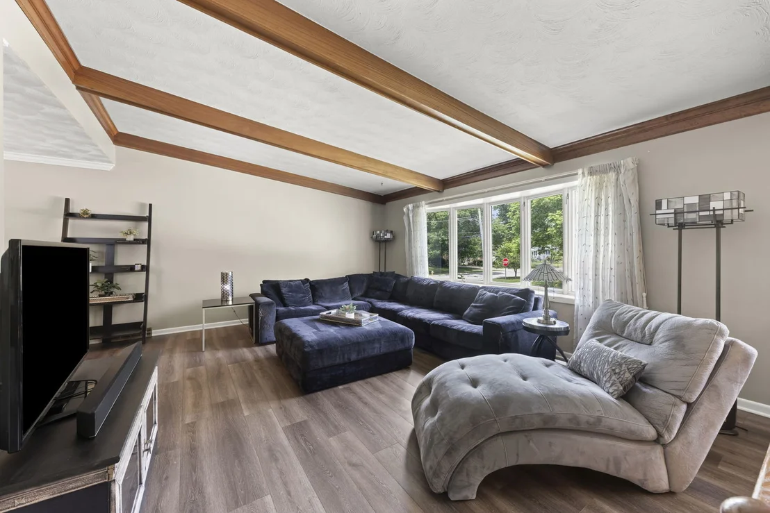 Photo of 403 W Harding Road