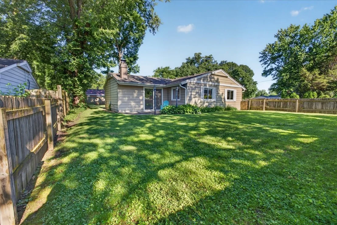 Photo of 3735 Highcrest Road
