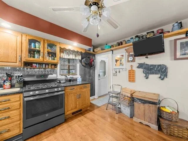 Photo of 110 N Maple Avenue