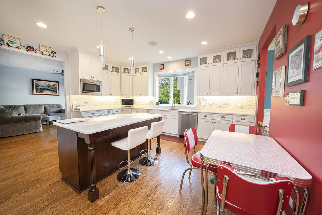 Photo of 700 Reserve Lane