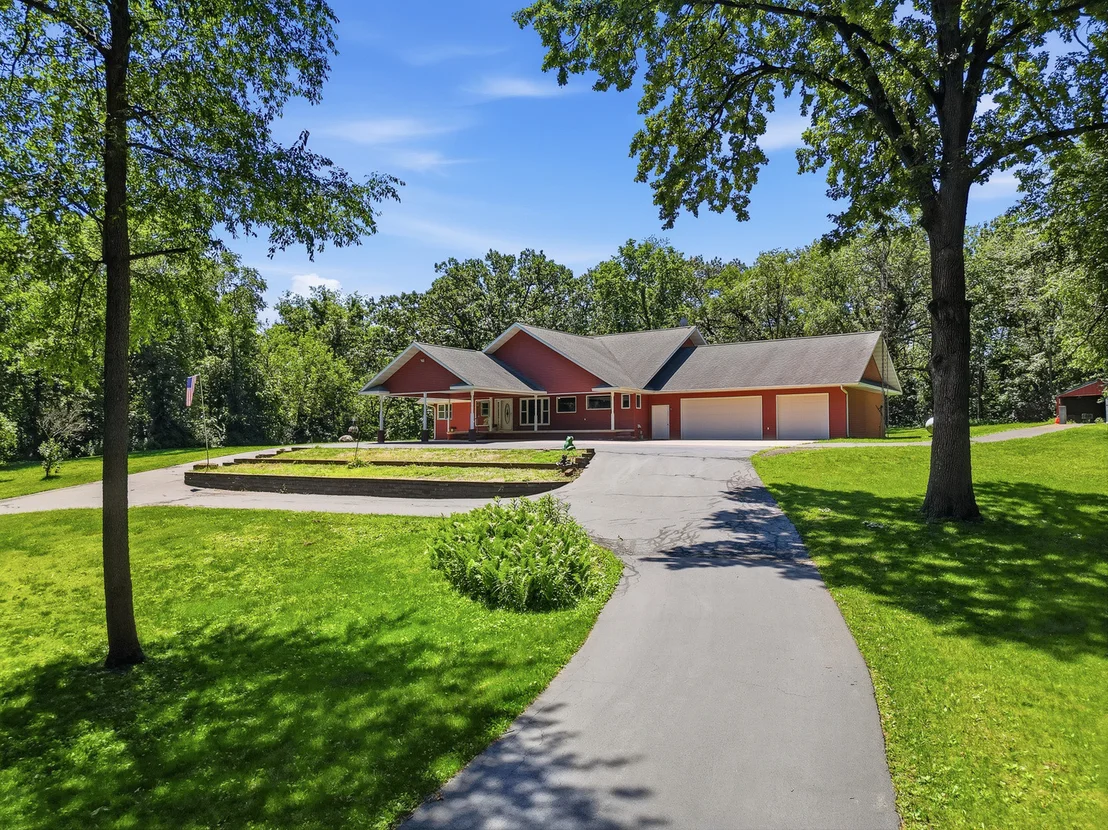 Photo of 15207 Henry Road