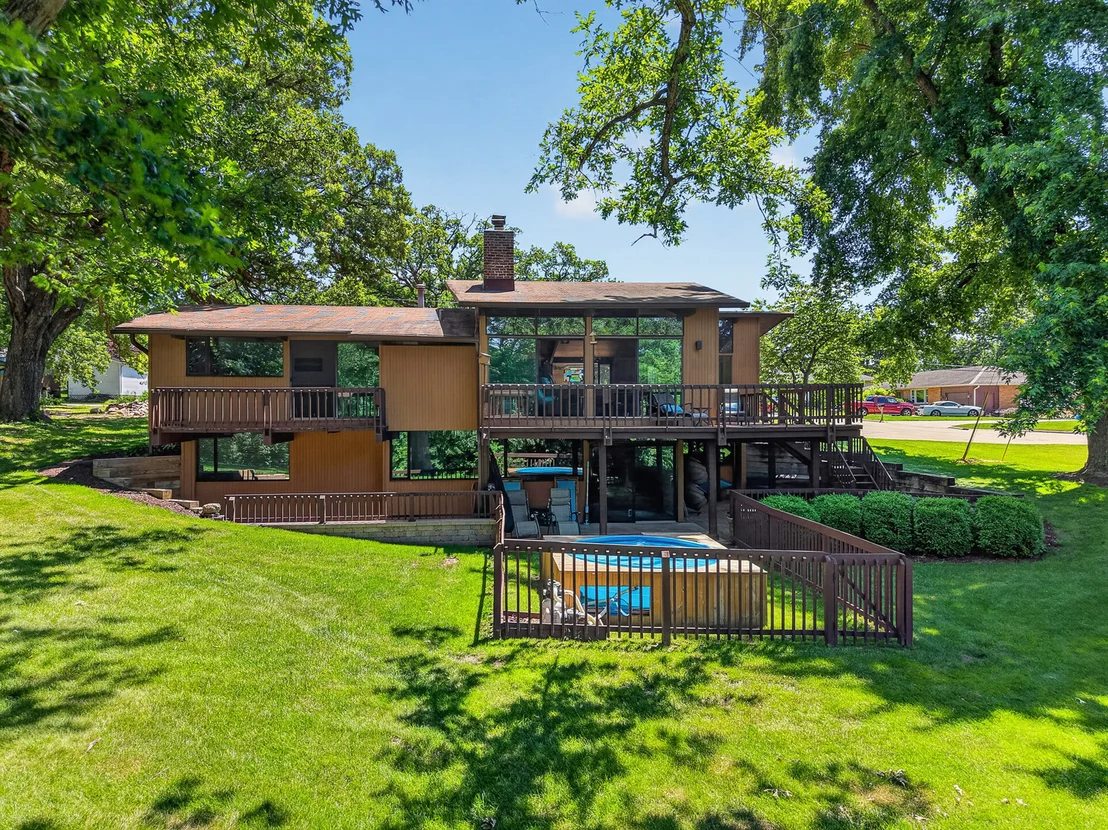 Photo of 2390 Circle Drive