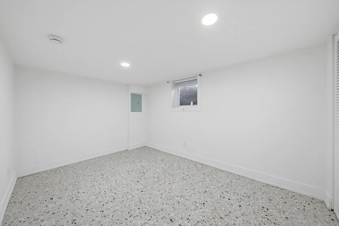 Photo of 531 Algonquin Street