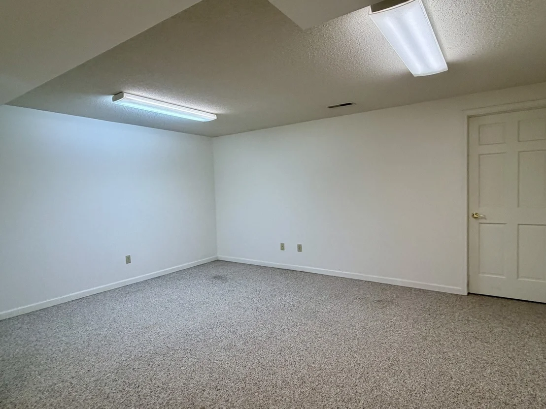Photo of 2202 Meadows Drive