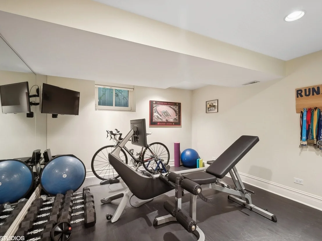 Photo of 2413 Park Place
