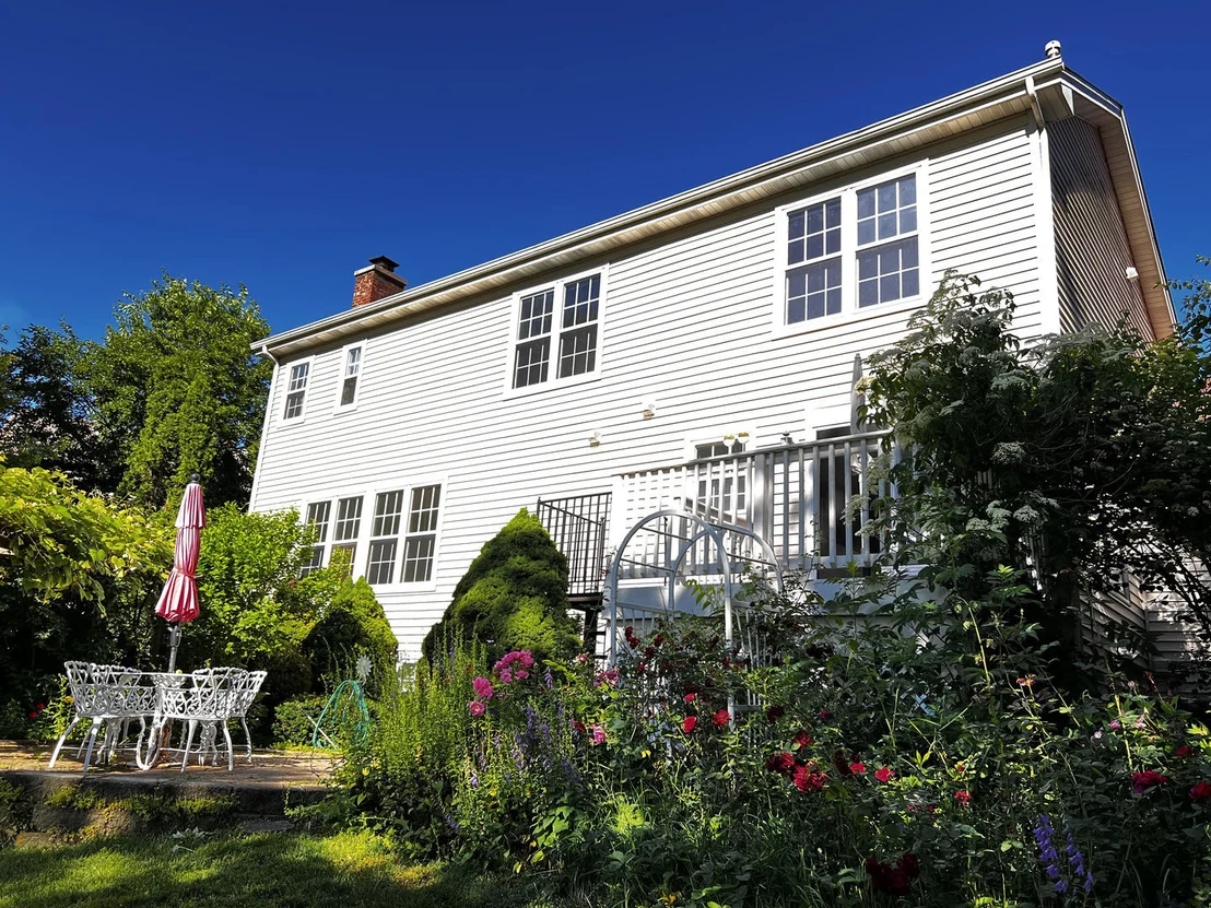 Photo of 1438 Della Drive