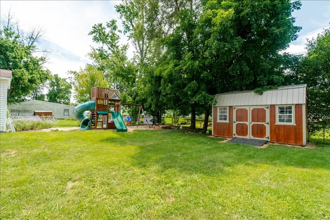 Photo of 111 LOREN Street