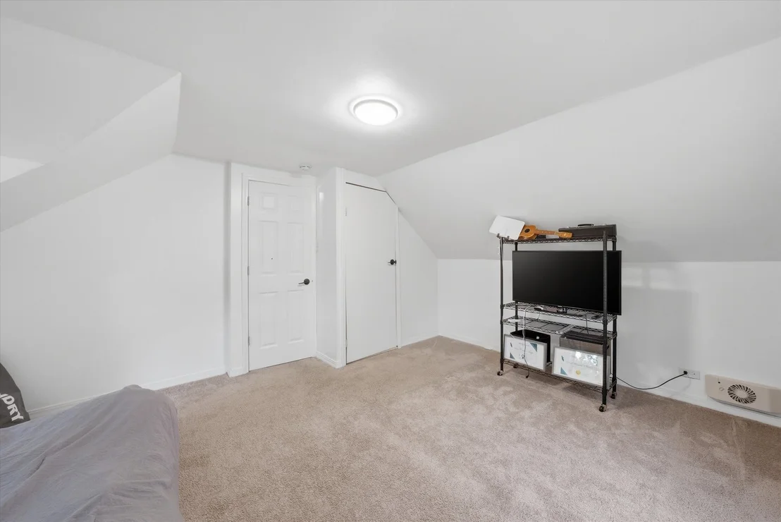 Photo of 277 W Raye Drive