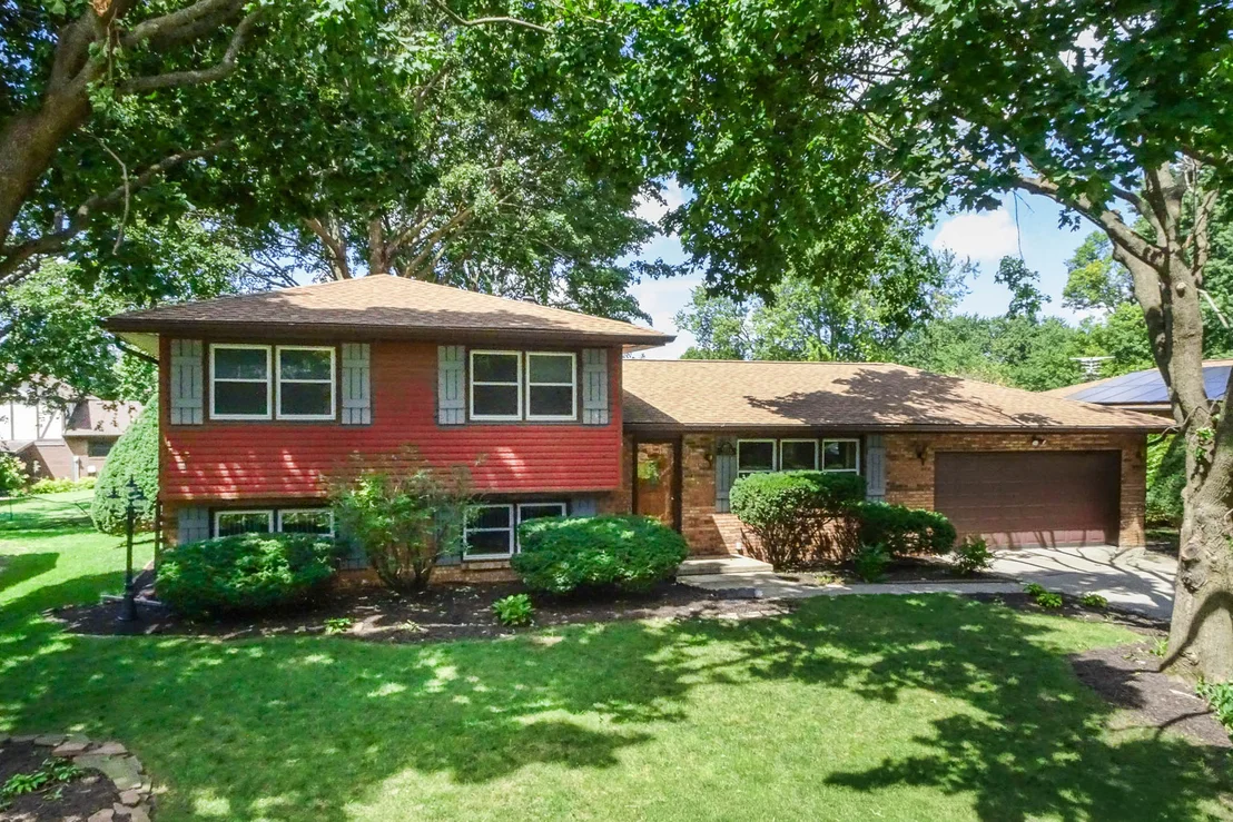 Photo of 1113 Andover Street