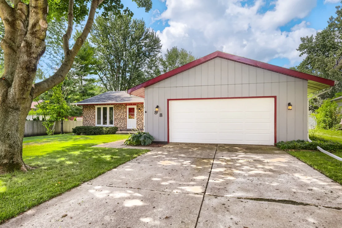 Photo of 98 Brookside Drive