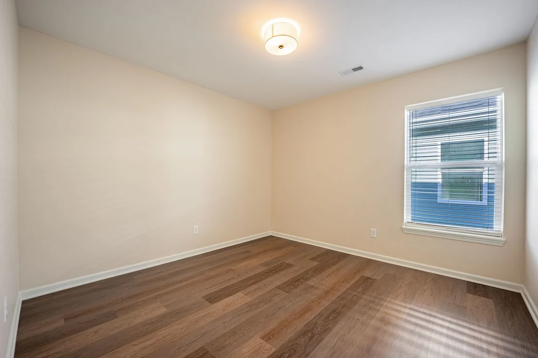 Photo of 588 Fuller Lane