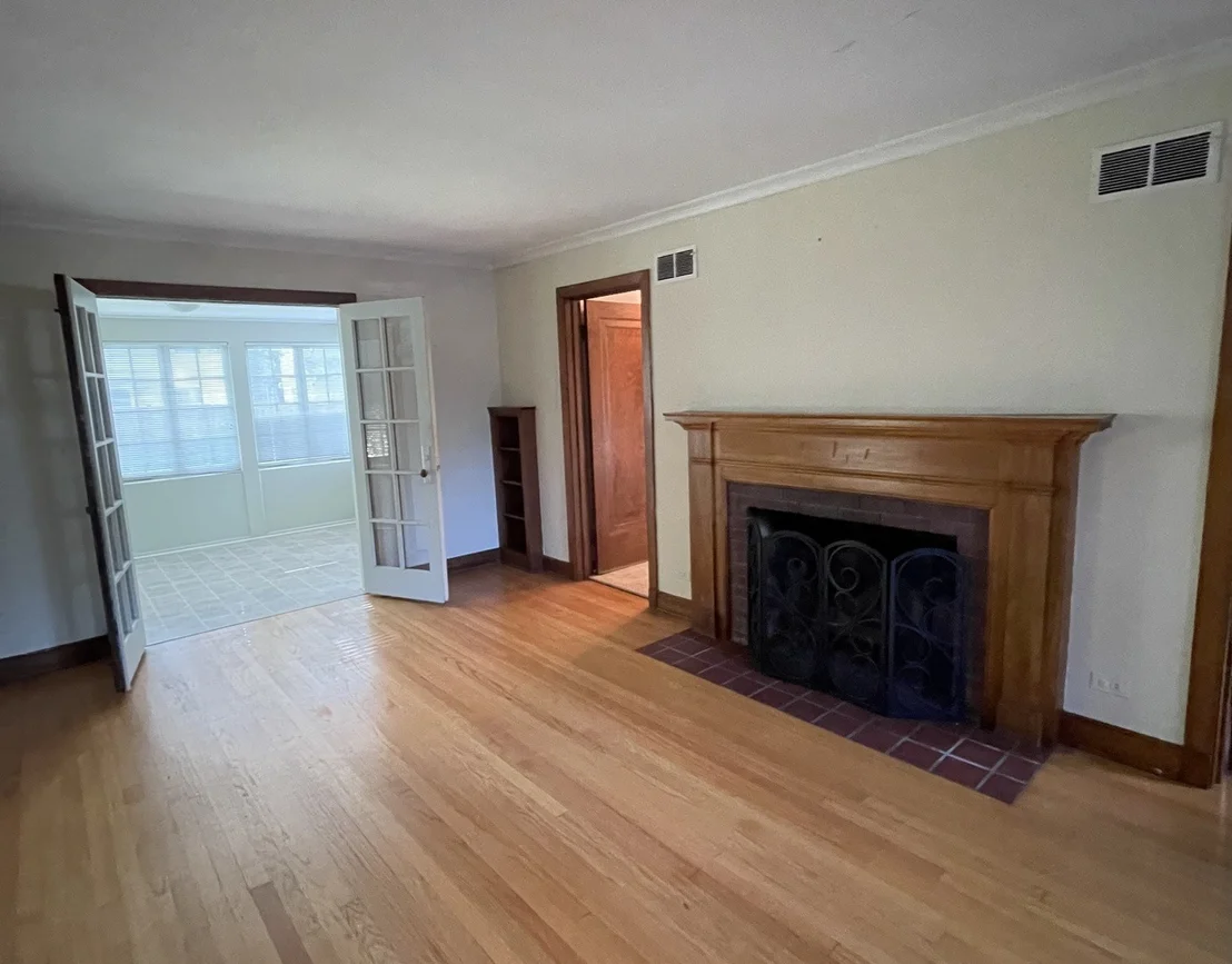 Photo of 1138 Shermer Road