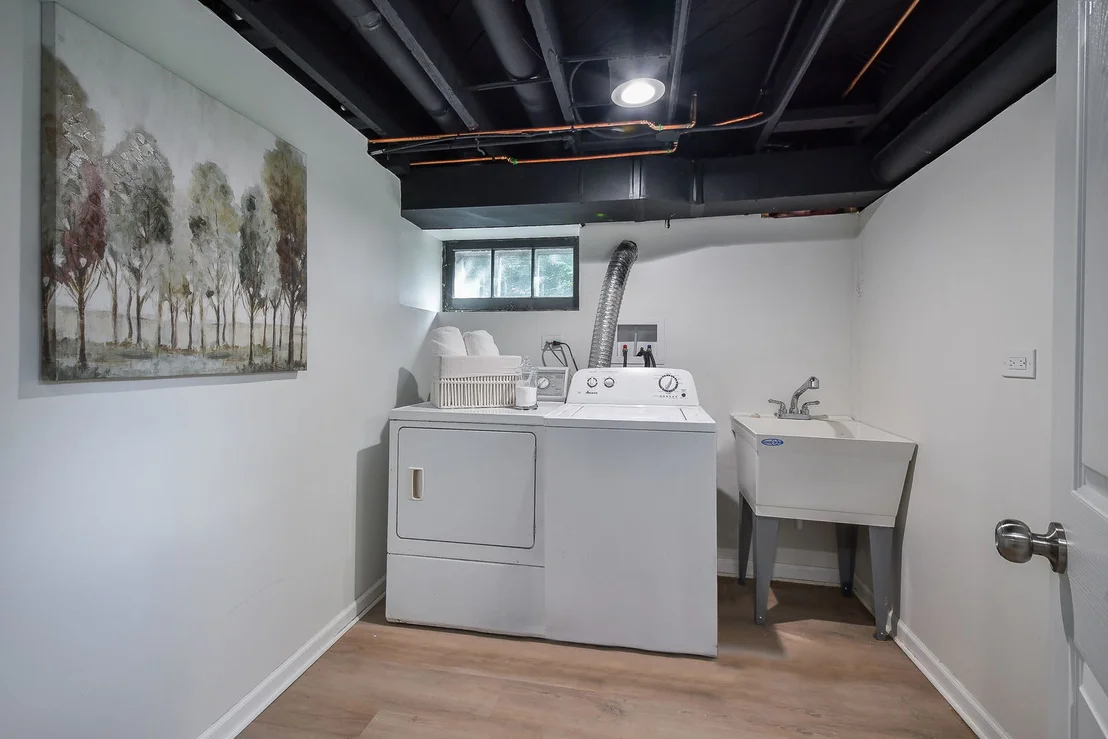 Photo of 115 N Wright Street