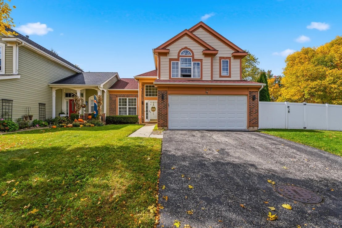 Photo of 568 Cambridge Drive