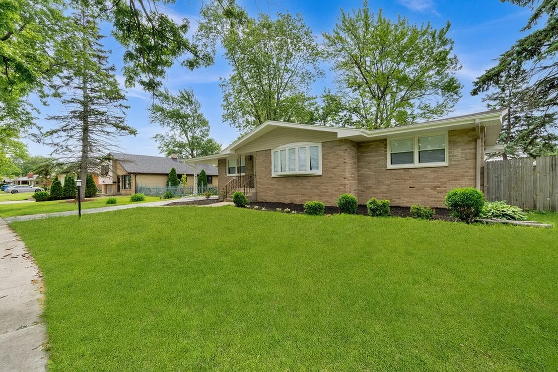 Photo of 3245 S Manor Drive