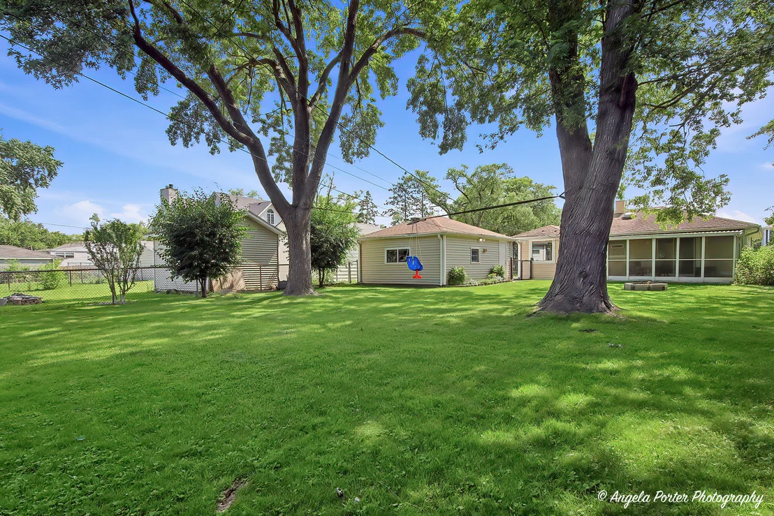 Photo of 2409 Robin Lane