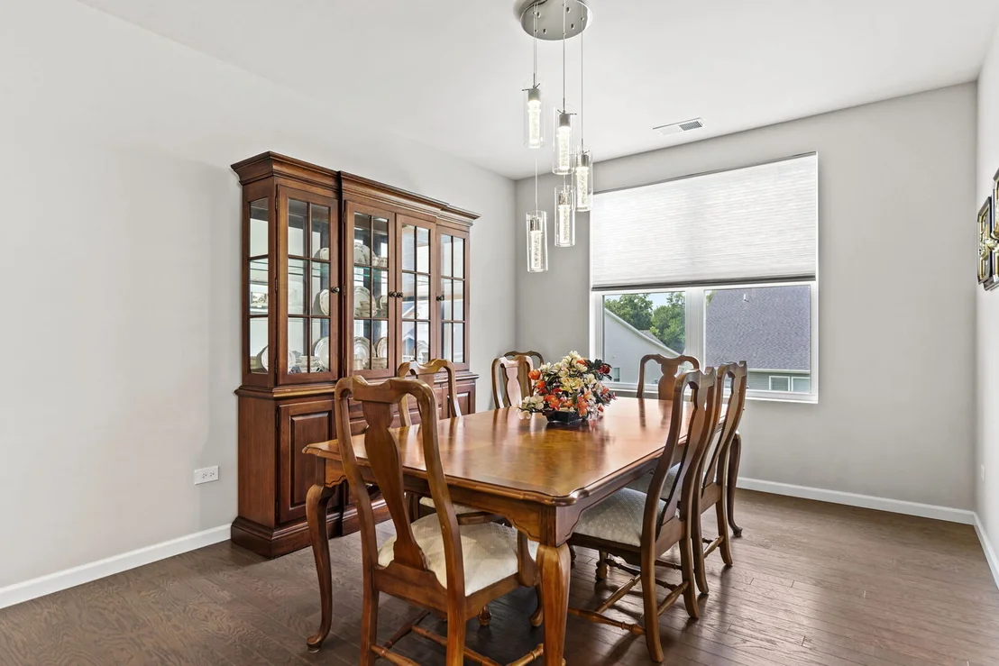 Photo of 1S056 Rhoads Way