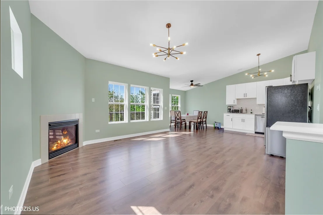 Photo of 1331 Acorn Drive