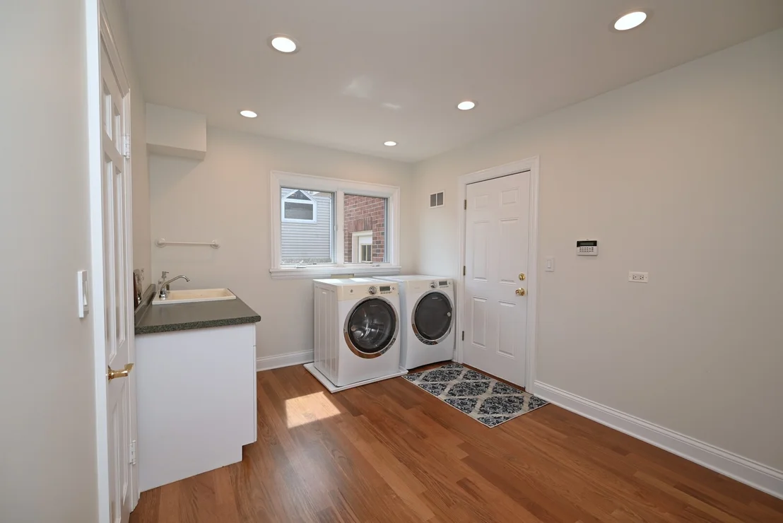 Photo of 175 LAGOON Drive