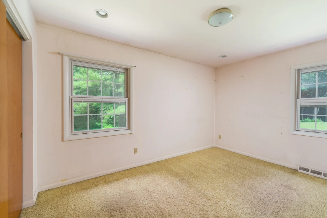 Photo of 259 N 2559th Road