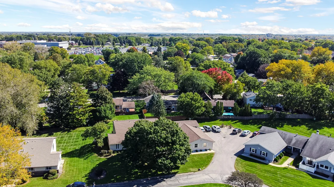 Photo of Unit D at 602 Devonshire Court