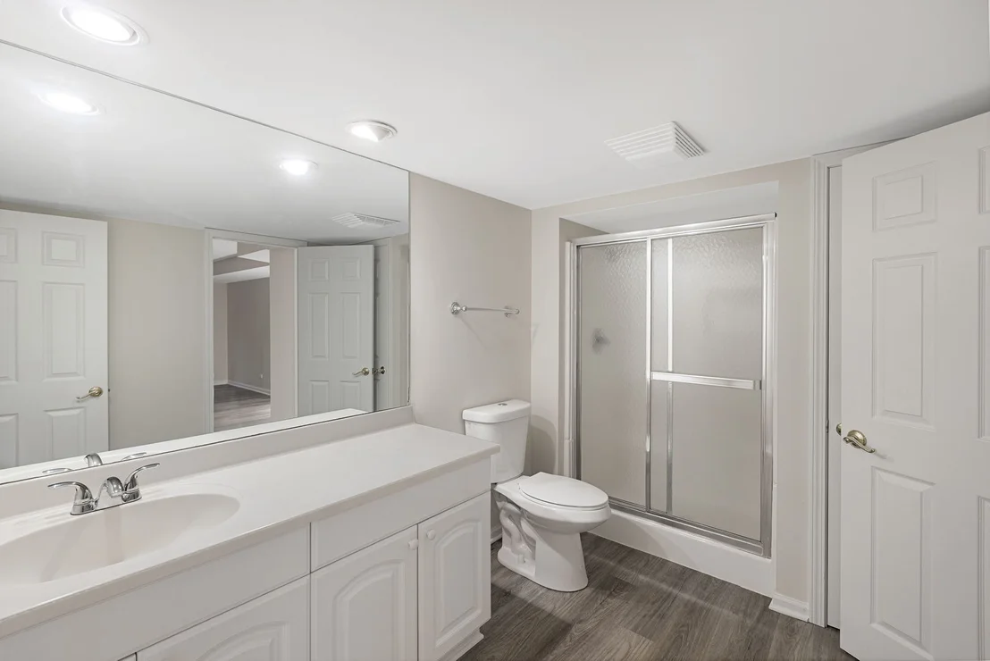 Photo of 488 White Oak Lane