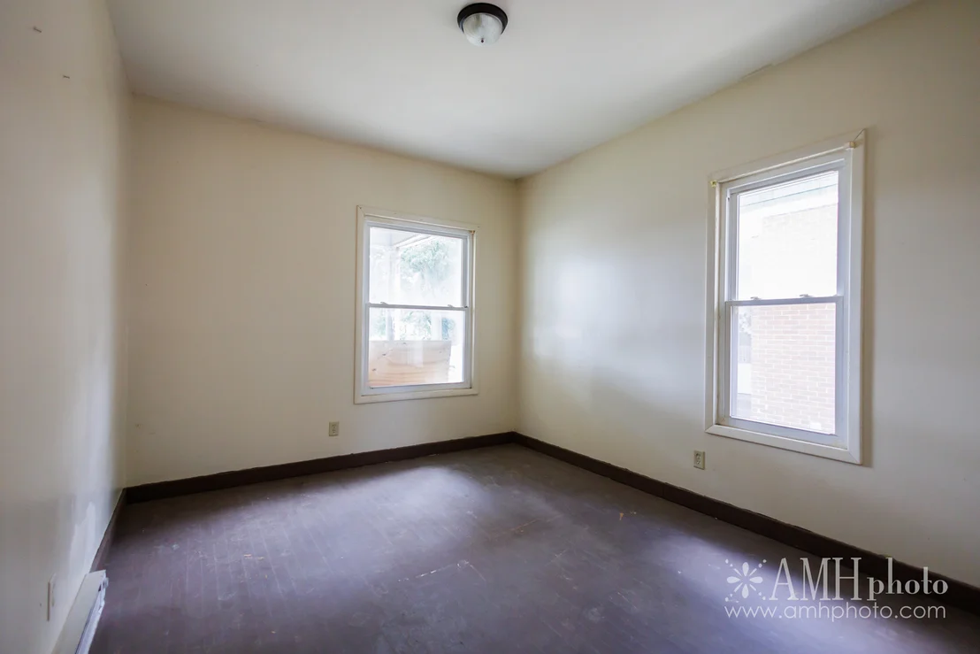 Photo of 360 S ELM Avenue