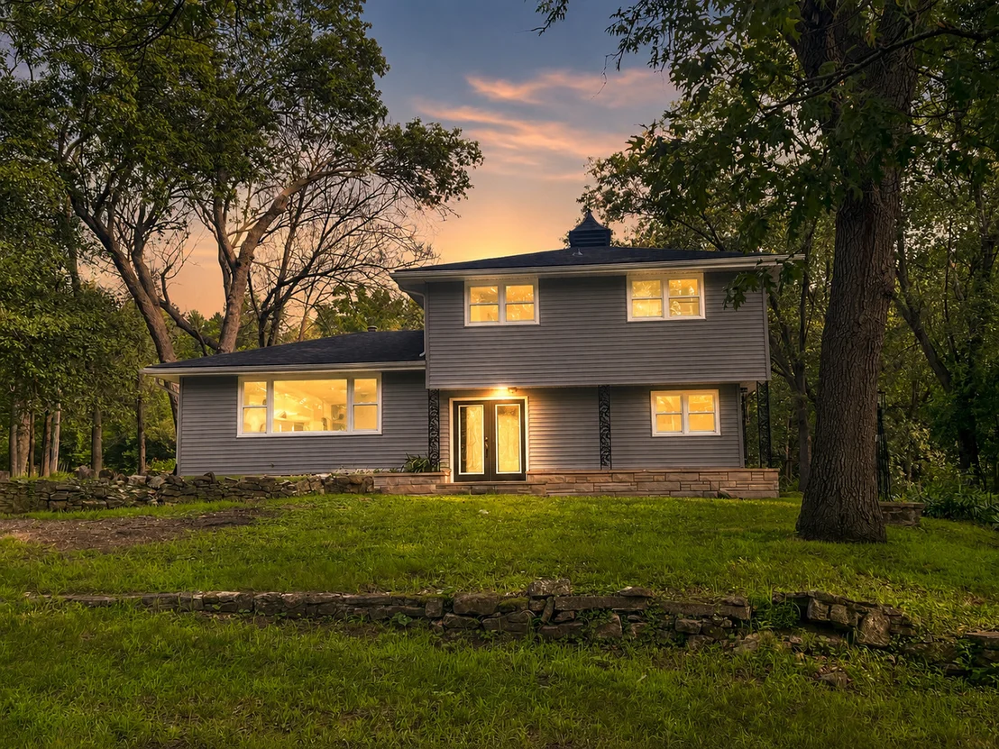 Photo of 1401 Oakleaf Drive