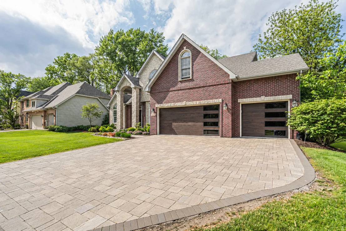 Photo of 1315 Dunrobin Road
