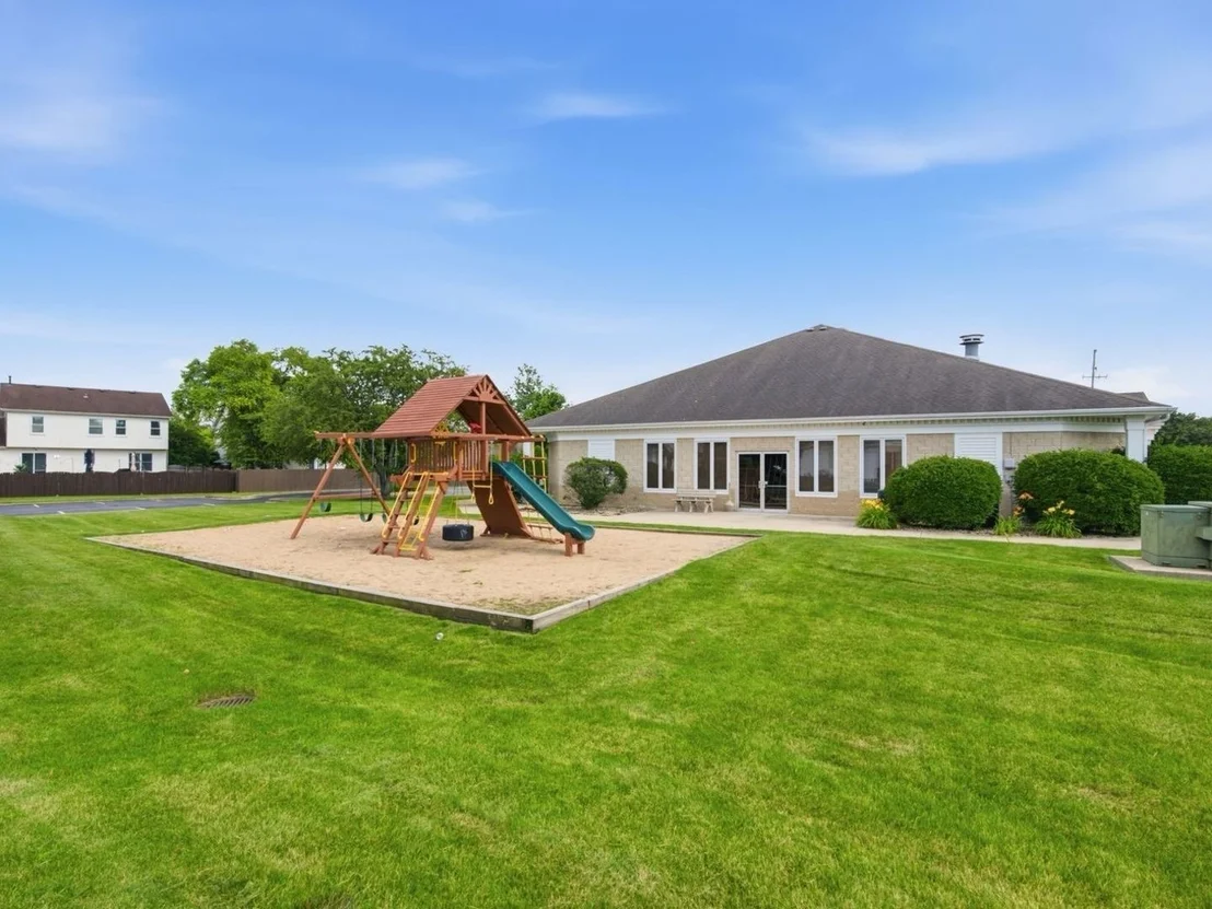Photo of 1803 Chestnut Hill Road