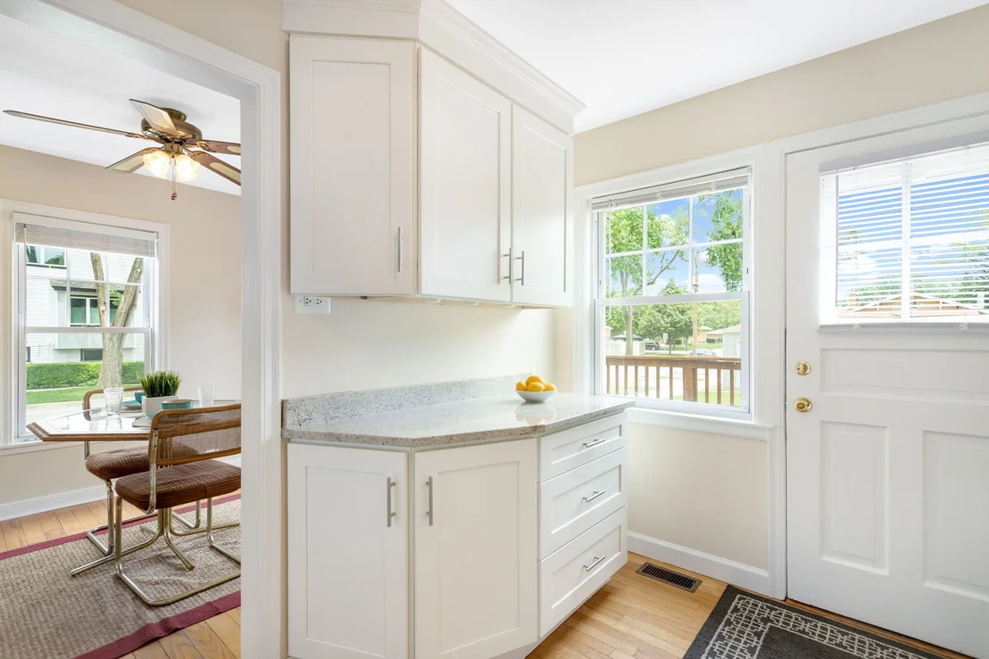 Photo of 3501 Vernon Avenue