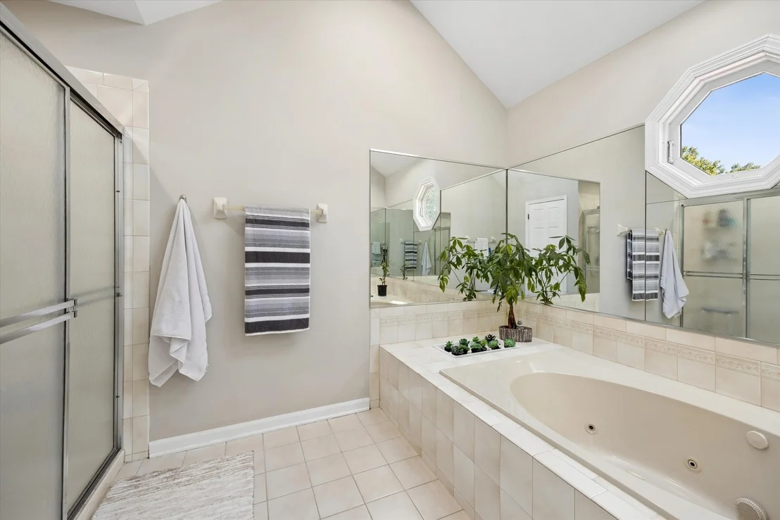 Photo of 1524 Oswego Road