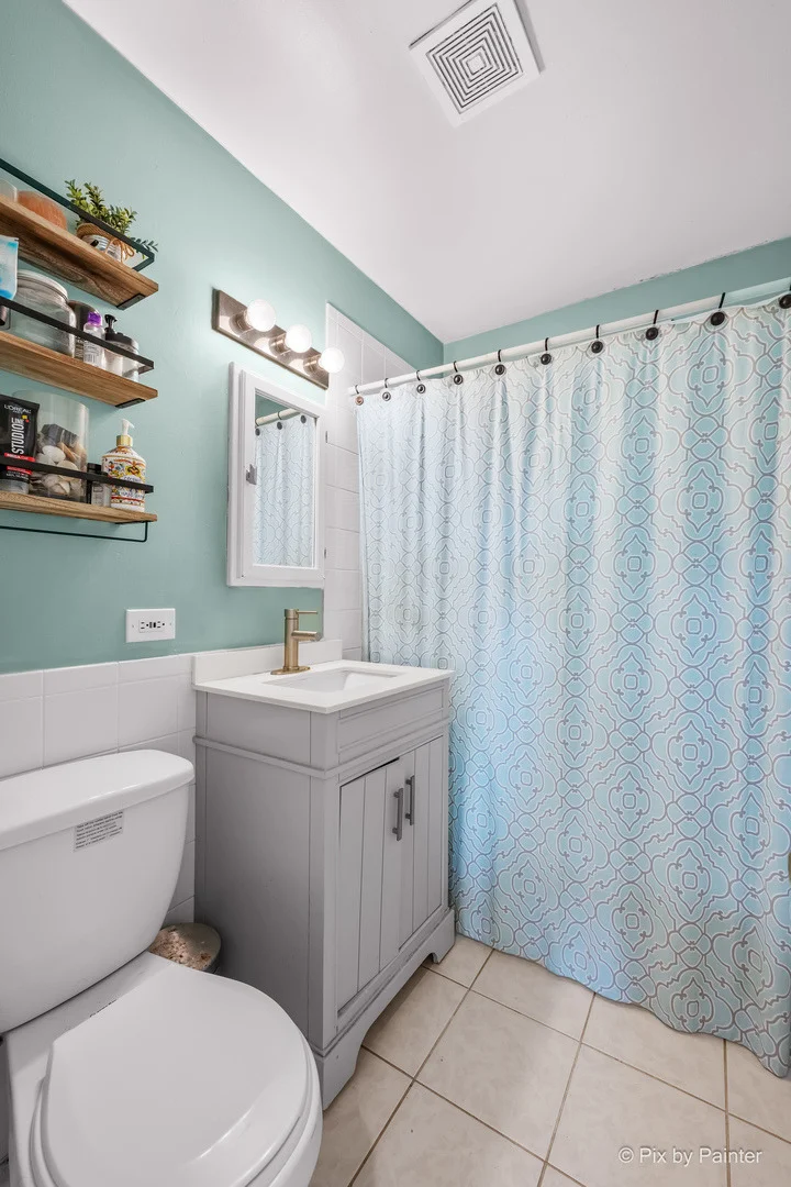 Photo of 6301 Robert Road